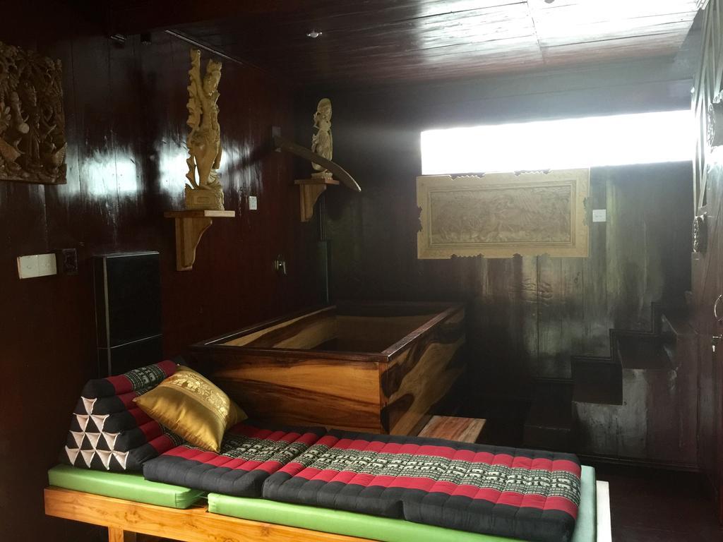 Mahogany Cottage Gili Meno Oda fotoğraf