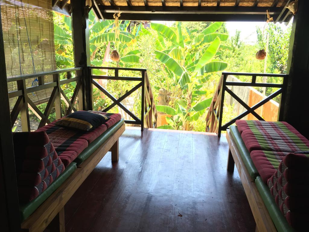 Mahogany Cottage Gili Meno Dış mekan fotoğraf