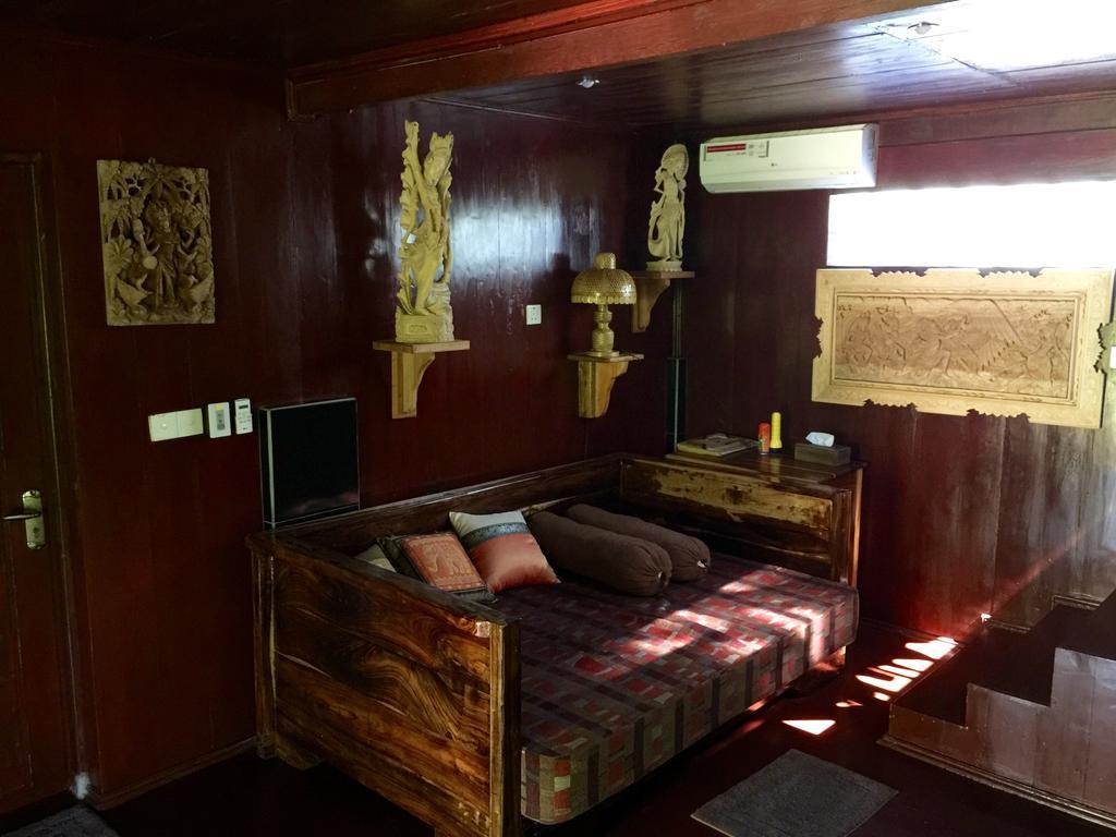 Mahogany Cottage Gili Meno Dış mekan fotoğraf